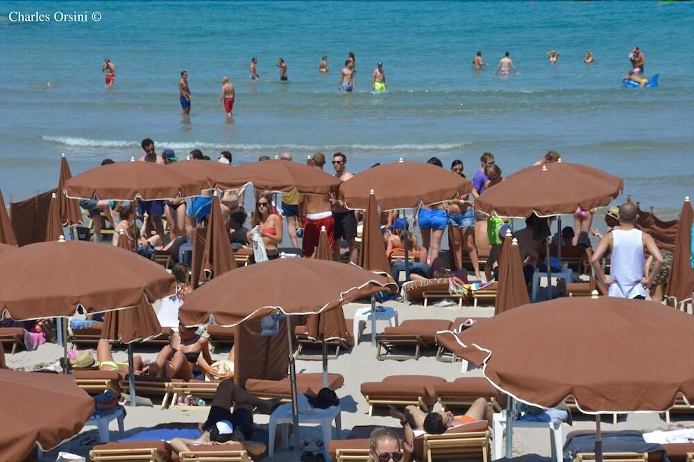 Calvi Hotel Zewnętrze zdjęcie